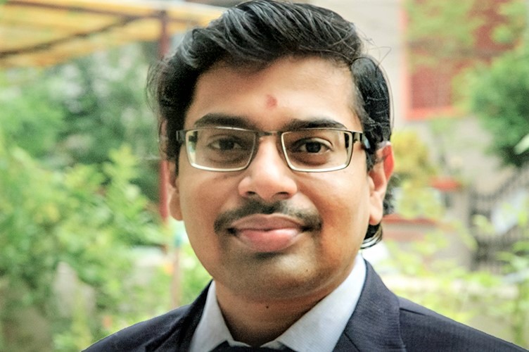 Raghav Pothukuchi Headshot