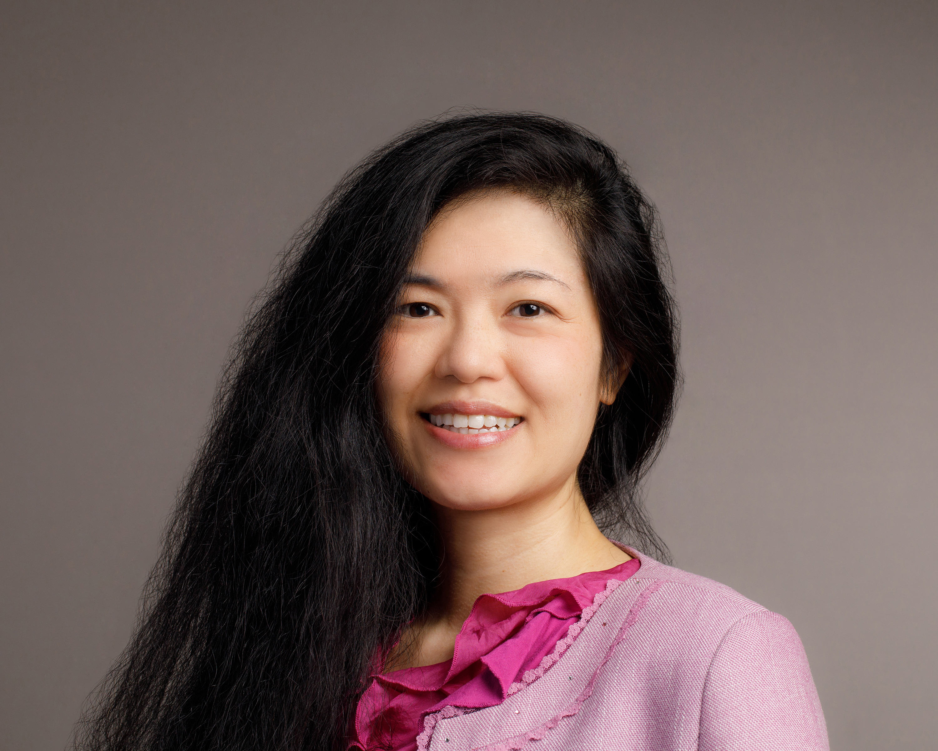 Jennifer Kwan Headshot