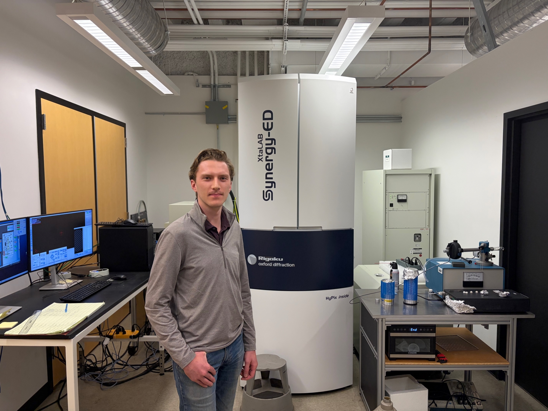 Yale’s MicroED brings hidden hydrogen into focus