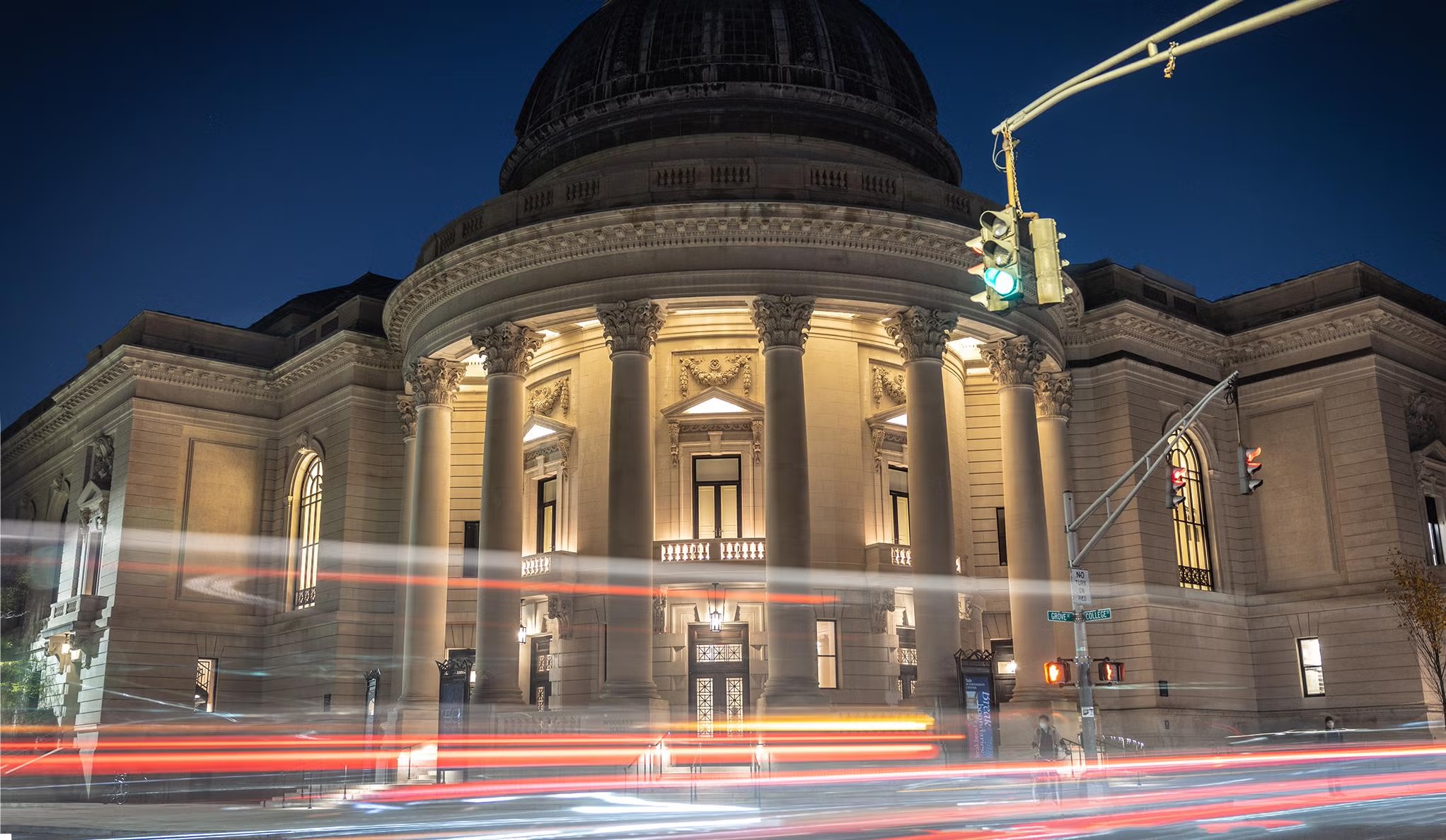 Yale Schwarzman Center at night